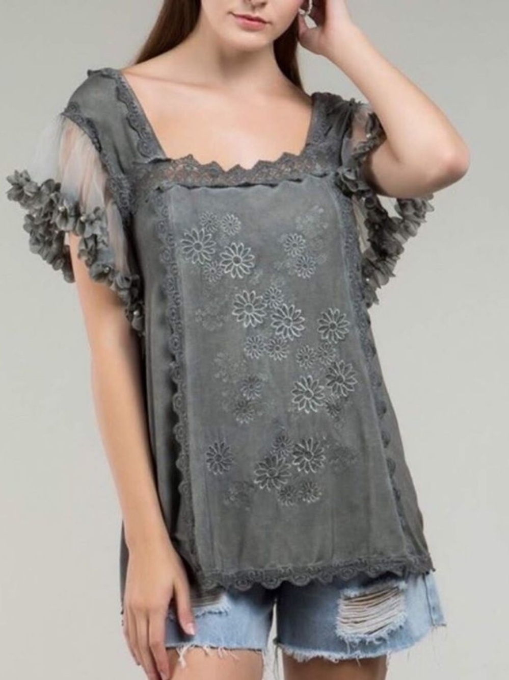 POL Anthropologie Gray Embroidered Square-Neck Top Flutter Sleeves Boho Size S